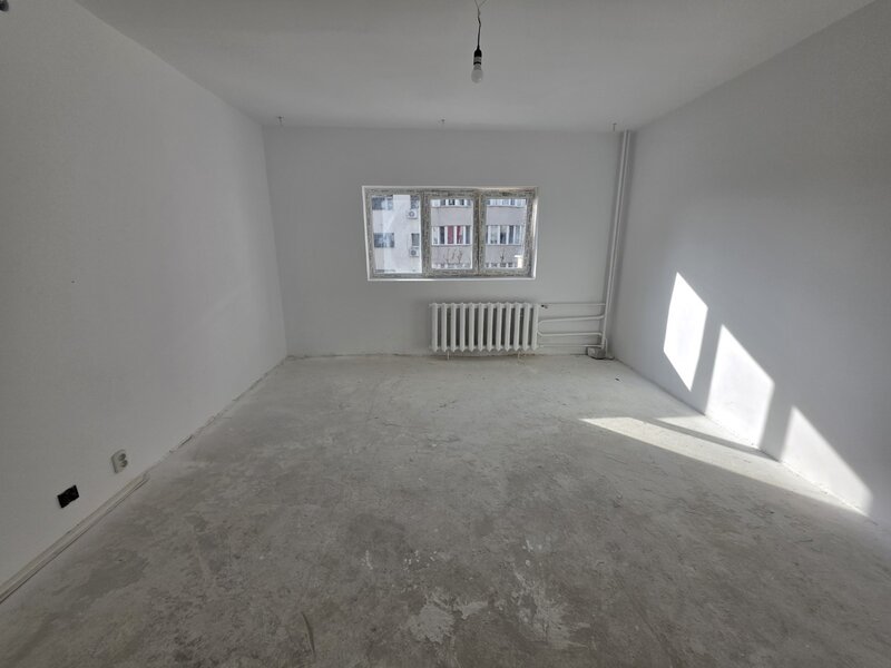 Calea Vitan, vav mall Vitan, bloc 1987, stradal, bloc reabilitat