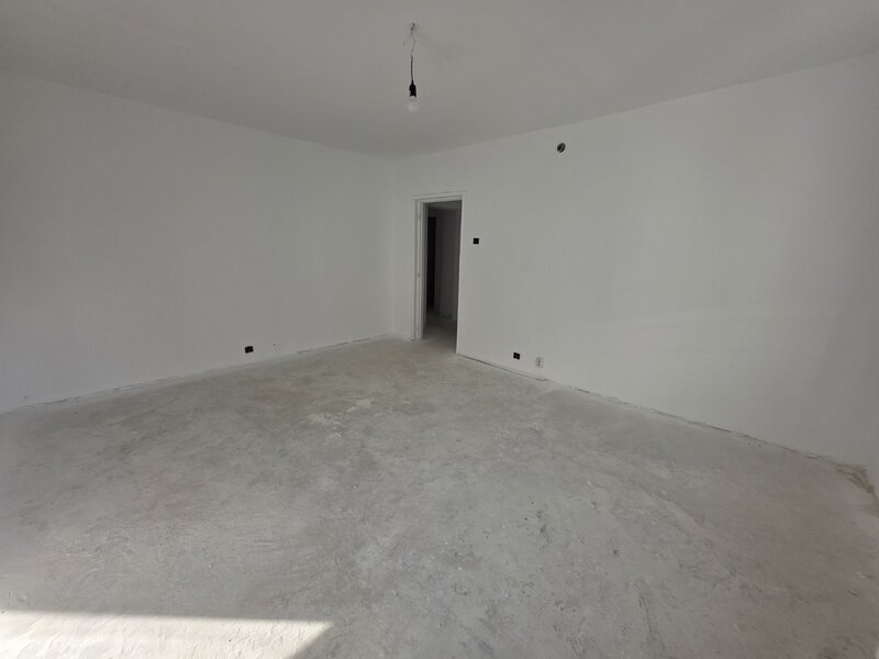 Calea Vitan, vav mall Vitan, bloc 1987, stradal, bloc reabilitat