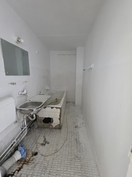 Calea Vitan, vav mall Vitan, bloc 1987, stradal, bloc reabilitat