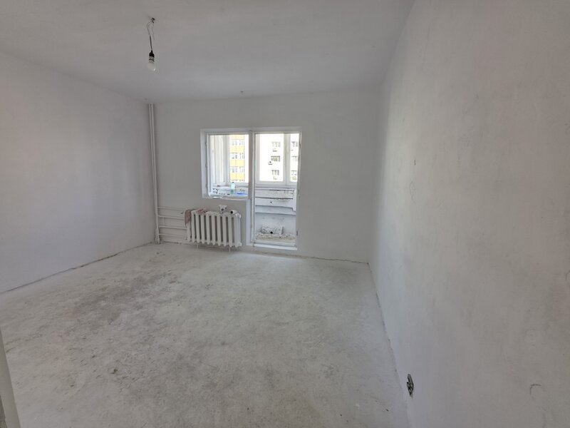 Calea Vitan, vav mall Vitan, bloc 1987, stradal, bloc reabilitat